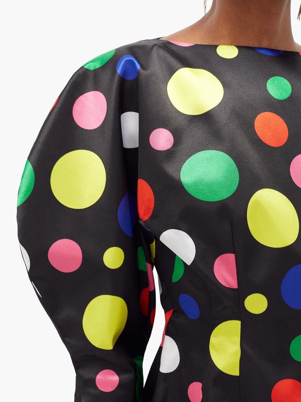 Polka dot o-sleeve mini dress